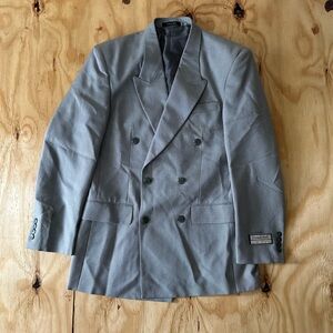 Men's Gray Double-Breasted Blazer